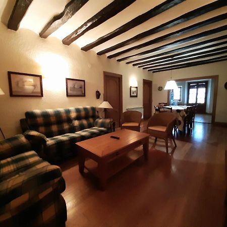 Apartamentos Lazkano I Y II Uharte-Arakil Exterior photo