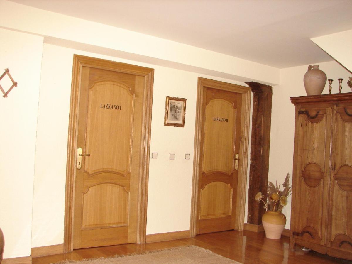 Apartamentos Lazkano I Y II Uharte-Arakil Exterior photo